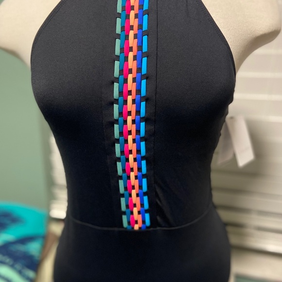 LA BLANCA macrame front halter swimwear - Picture 13 of 15